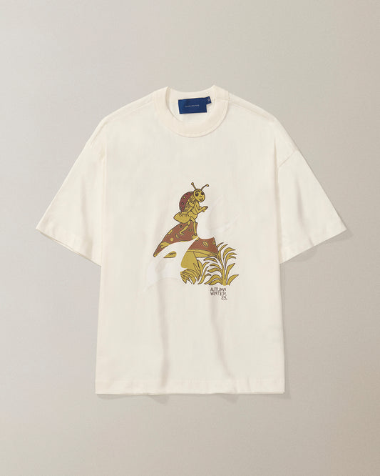 Camiseta QC Joaninha Boxy Off White