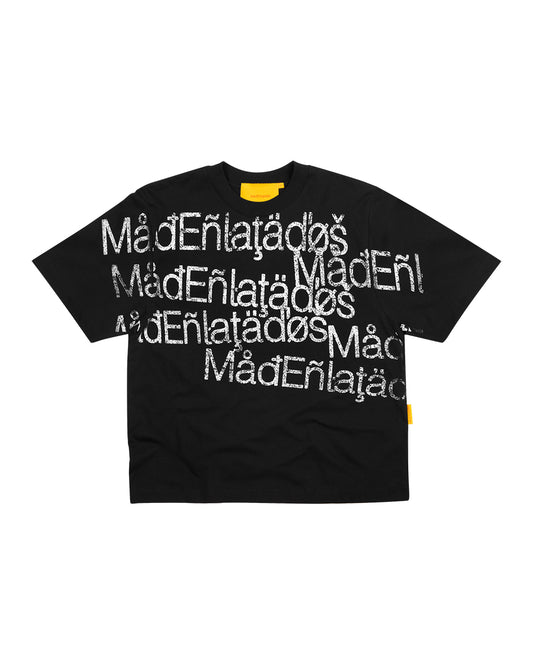 CAMISETA MAD CARACTERE PRETO